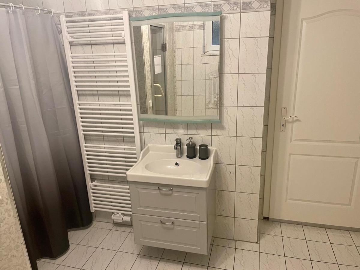 Wohlfuehl-Apartment Bergwinkel ชลุคตาร์น ภายนอก รูปภาพ